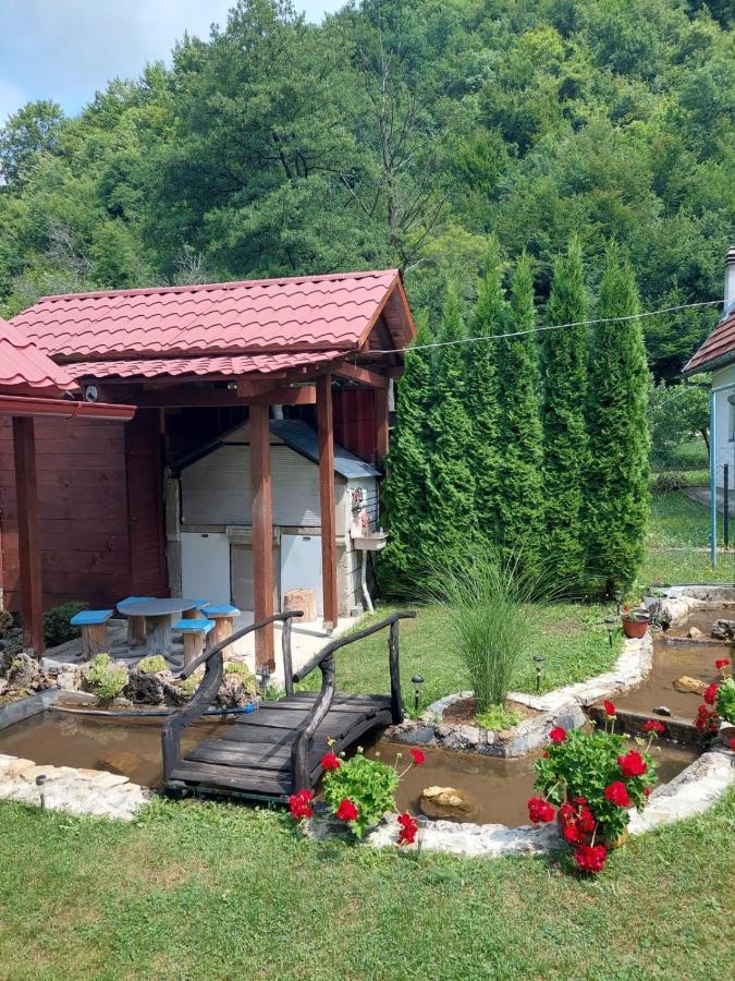 Domacinstvo Ubovic Villa Sipovo Eksteriør bilde