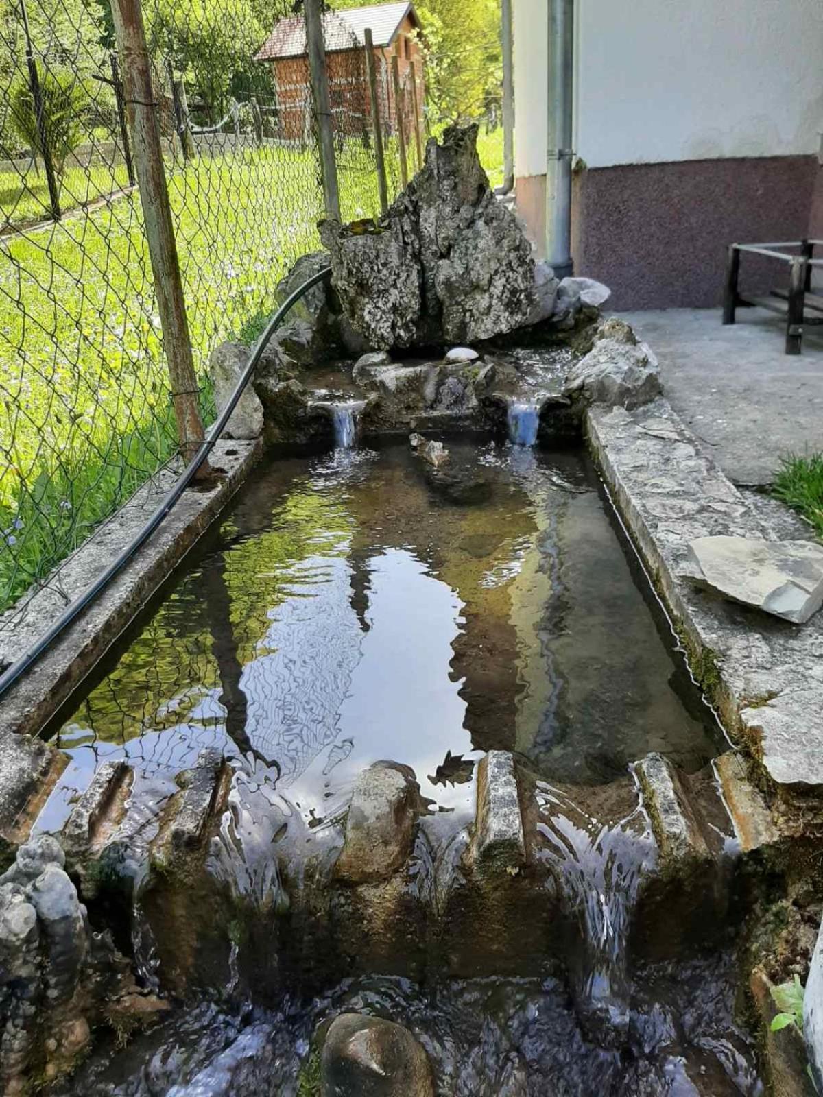 Domacinstvo Ubovic Villa Sipovo Eksteriør bilde